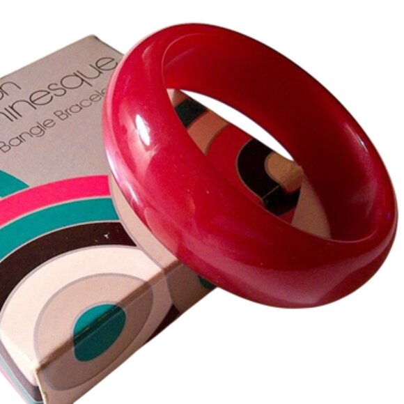 Avon Red Moonglow Bracelet Bangle Vintage 1977 Luminesque - Picture 4 of 4